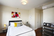 Studio-Bedroom - Glendale's Hidden Little Gem! Apartments