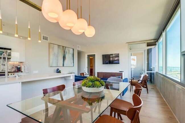 Photo - 321 Tenth Ave