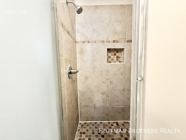 Photo - 4702 W 17th St Unit 1