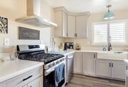 Photo - 1262 Via Pavion House