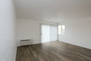 1 BR, 1 BA - 636 SF - Villa Pacifica Apartments