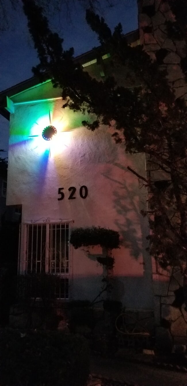 Photo - 520 Flower S St Unit B