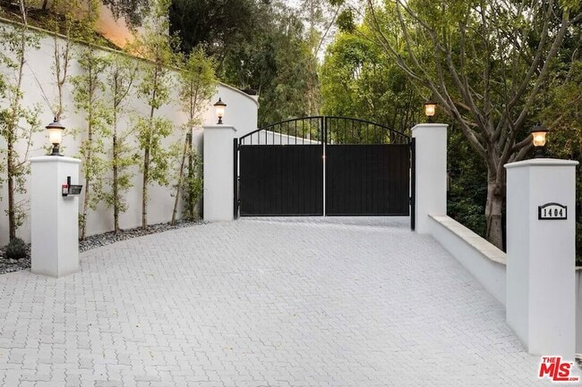 Photo - 1404 Dawnridge Dr