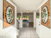 Photo - 2561 Heywood St