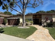 Photo - 940 Crestview Dr