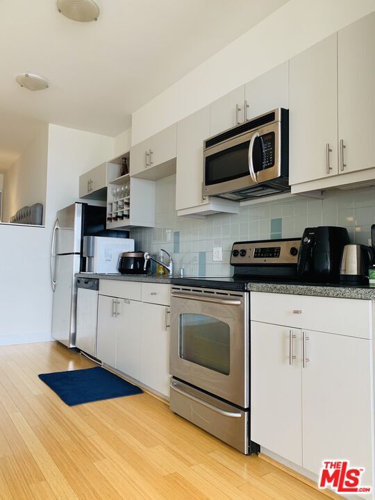 Photo - 3810 Wilshire Blvd Unit 2011