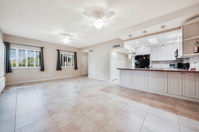 Photo - 73895 Saquaro Ct