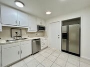 Photo - 2 bed 1 Bath with Garage in The Heart of Clairemont!