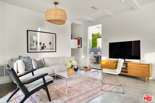 Photo - 16017 Ysidro Pl