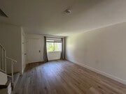 Photo - 637 Beverly Pl