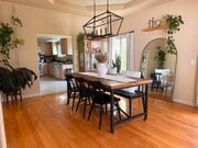 Dining room - 222 S Hamilton Dr Unit B