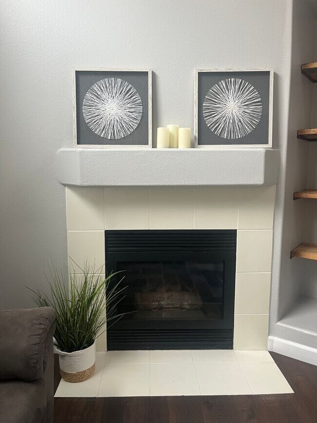 Photo - Cozy 3 bedroom 2.5 bath home Available Now!