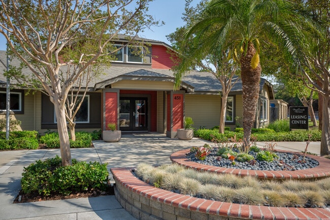 Building Photo - Promenade Terrace