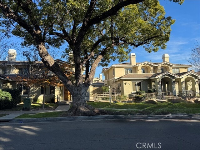 Building Photo - 88 N Roosevelt Ave Unit 19