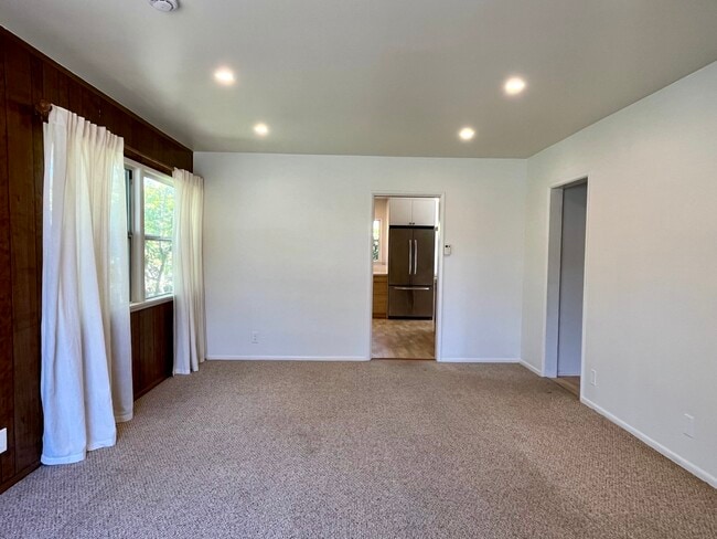 Photo - 11552 Braddock Dr