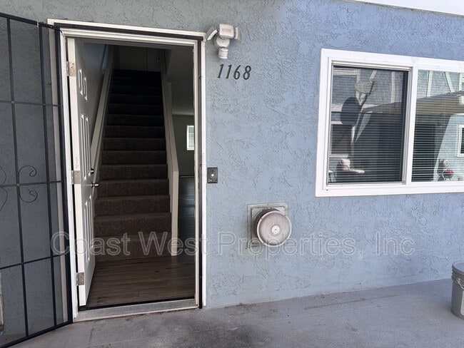 Building Photo - 1168 Cypress Ave Rental