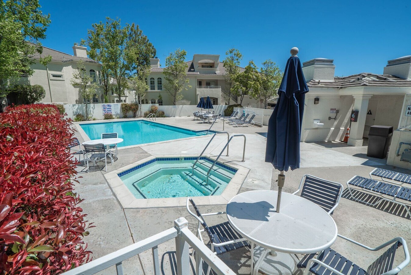 Photo - Stevenson Ranch Townhome For Rent In Crown...
