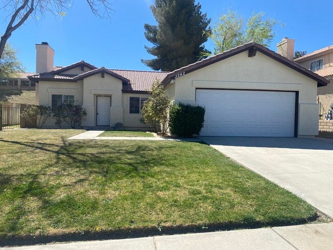 Building Photo - 3242 Shale Rd