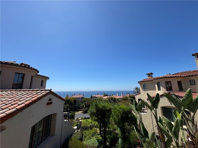 Photo - 132 Sidney Bay Dr