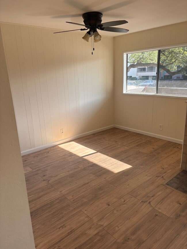Photo - mp2386EDelMarBlvd Unit 111