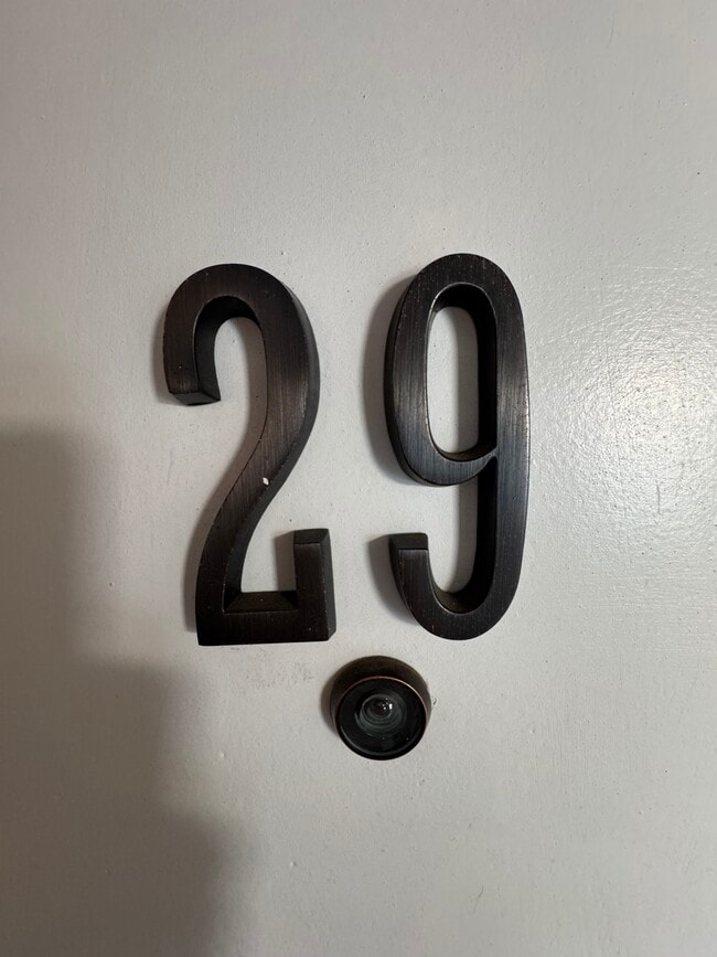 Photo - 5420 Russell Ave