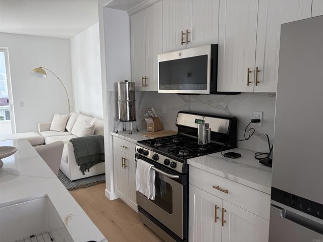 Photo - 815 Harbor Cliff Way Unit 239