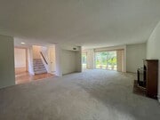 Photo - Westlake Village 4+2.5 w/pool, spa, green ... House