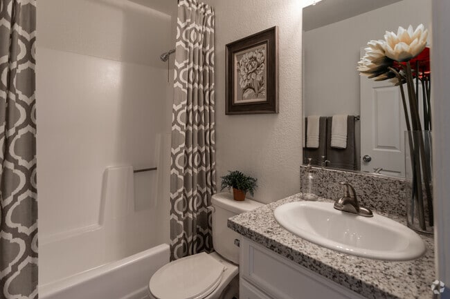 2BR, 1BA - 801SF - Bella Park Apartments