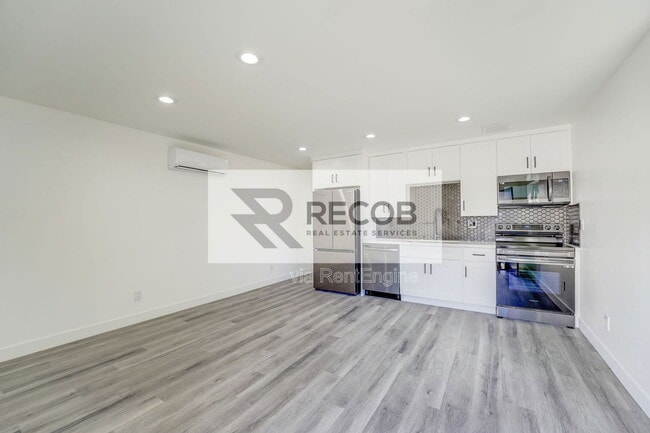 Photo - 3663 Budd St Unit 3667