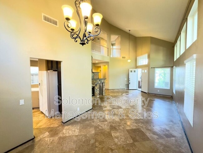 Photo - 353 Date Ave