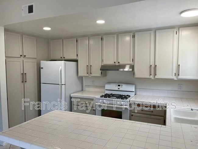 Photo - 1937 Maverick Glen