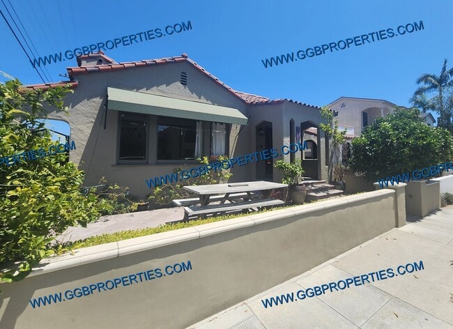 Building Photo - Live the Belmont Shore Lifestyle! Spanish 2 Bedroom / 1 Bath Home w/ Garage