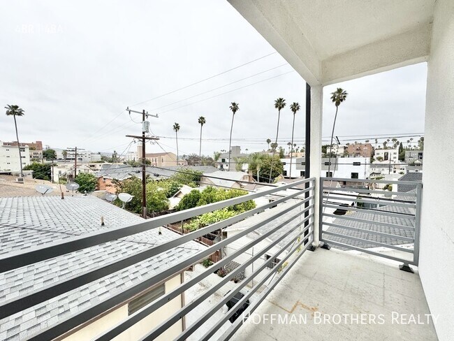 Photo - 158 N Mariposa Ave