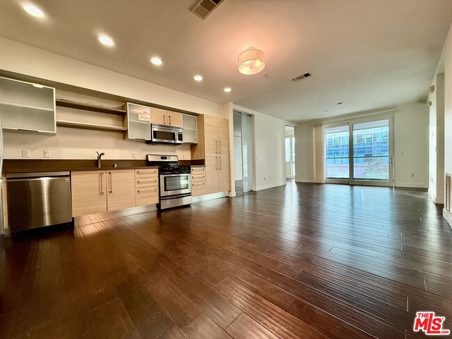 Photo - 1234 Wilshire Blvd Unit 403