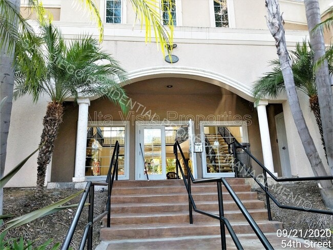 Building Photo - 4570 54th St Unit 204