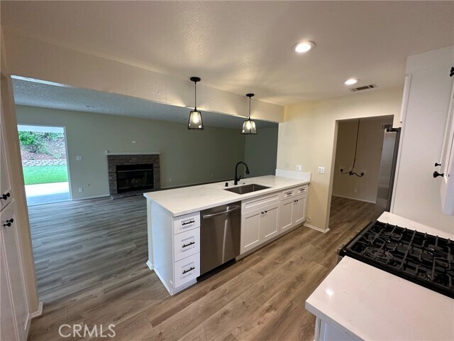 Photo - 1155 Currier Ave