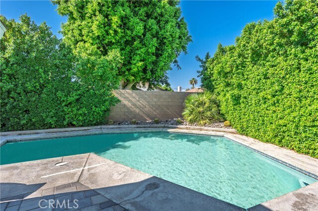 Photo - 80695 Columbia Ave