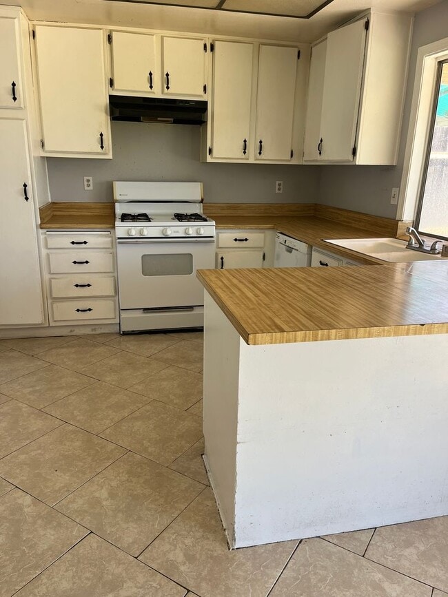 Photo - Single Story Home