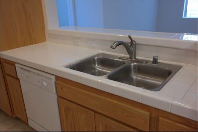 Kitchen - 1875 Cannes Pl Unit 334