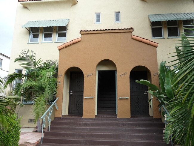 Building Photo - 538 N Spaulding Ave Unit 538