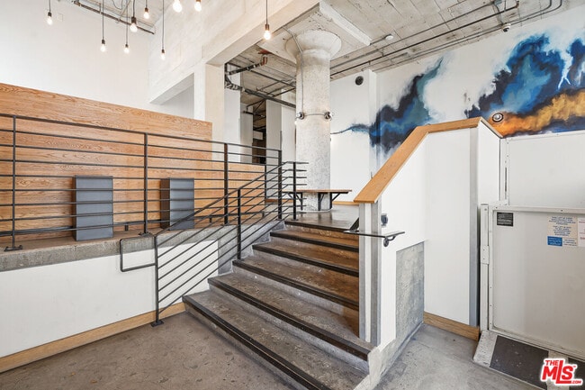 Photo - 1100 S Grand Ave Unit A205