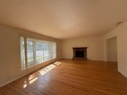 Photo - Adorable Open Plan  3BD 2BA Home in West Torrance With A/C