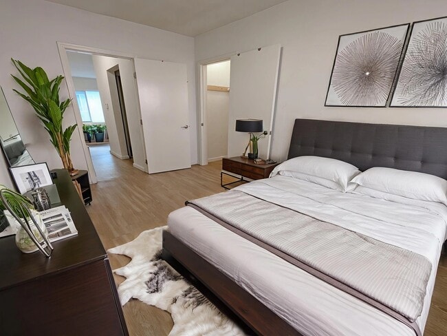 Photo - 6142 Eleanor Ave Unit 6