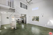 Photo - 2358 W 20th St
