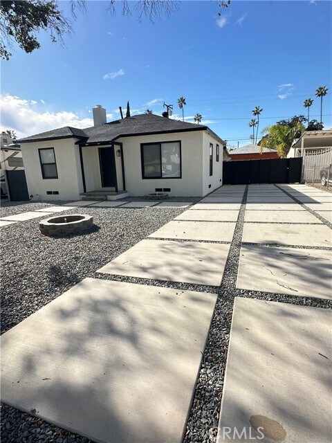 Photo - 8560 Newport Ave