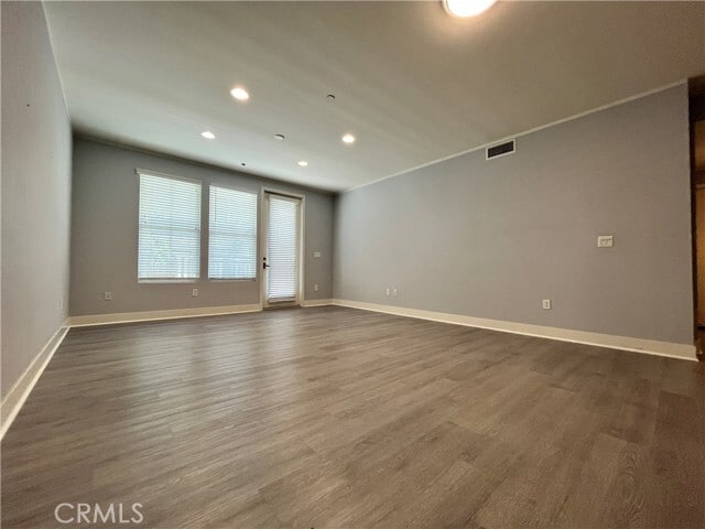 Building Photo - 2349 Jefferson St Unit 218