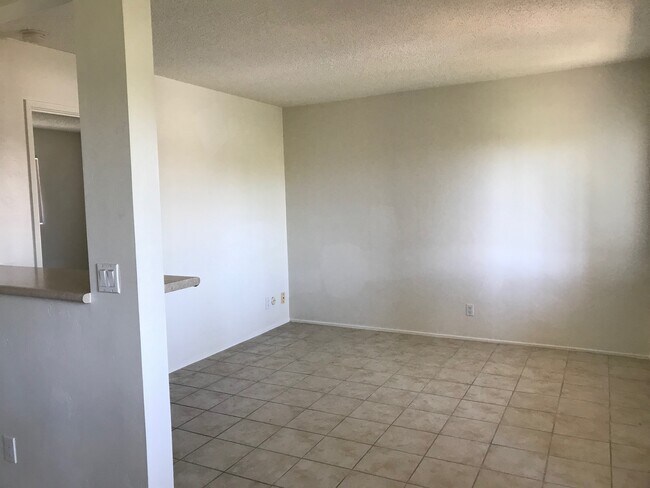 Photo - 4525 Texas St Unit 2