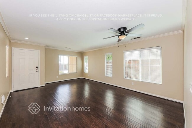 Photo - 40627 Cartier St