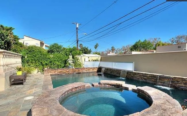 Photo - 332 S Almont Dr