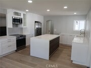 Photo - 30230 Swan Point Dr House
